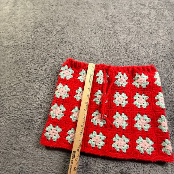 Crochet Knit Granny Square Mini Skirt Womens 24" Red Floral Drawstring Pull On - Picture 3 of 4